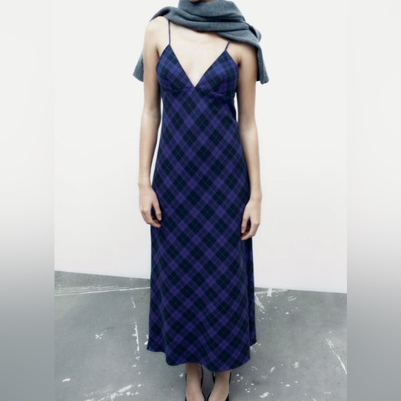 Zara Women’s V Neck Plaid Flannel Maxi Dress - Size S - Picture 2 of 11